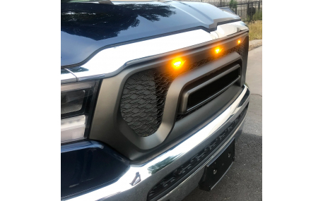 Решетка радиатора Dodge RAM 1500