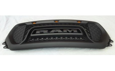 Решетка радиатора Dodge RAM 1500