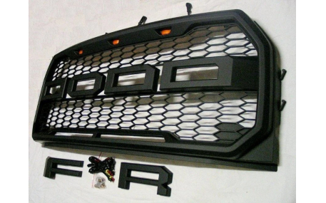 Решетка радиатора Ford F150 2015-2017