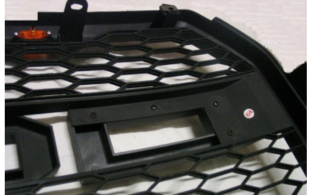 Решетка радиатора Ford F150 2015-2017