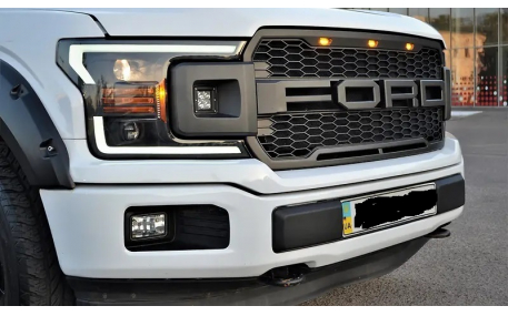 Решетка радиатора Ford F150 2017-2020