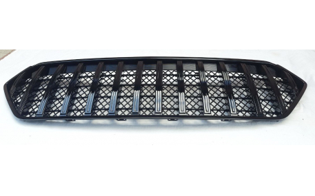 Решетка радиатора Hyundai Santa Fe 2013-2015