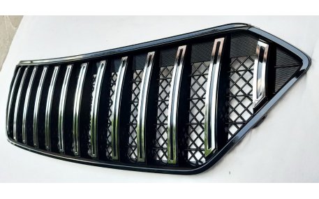 Решетка радиатора Hyundai Santa Fe 2013-2015