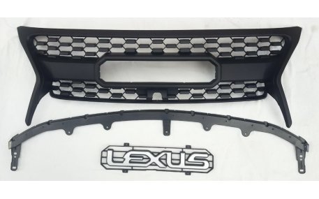 Решетка радиатора Lexus LX 2012-2015