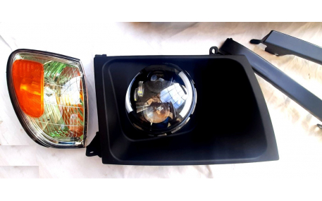 Фары передние Toyota Land Cruiser 100 1998-2002