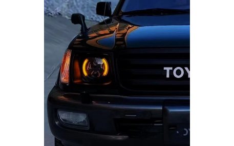 Фары передние Toyota Land Cruiser 100 2002-2007