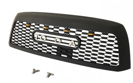 Решетка радиатора Toyota Sequoia