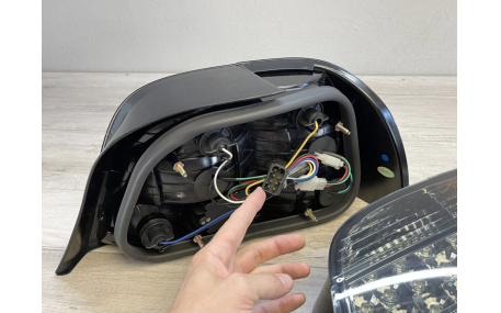 Фонари задние BMW 7 E38