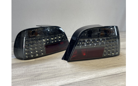 Фонари задние BMW 7 E38