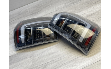 Фонари задние JEEP Grand Cherokee