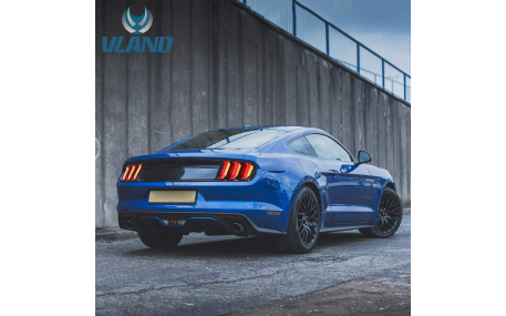 Фонари задние Ford Mustang