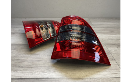 Фонари задние Mercedes ML-class W163