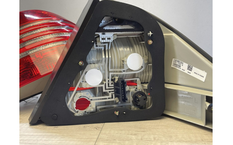 Фонари задние Mercedes S-class W220