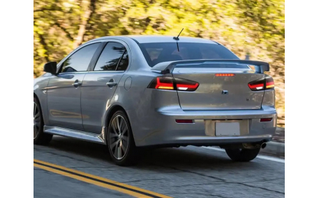 Фонари задние Mitsubishi Lancer X