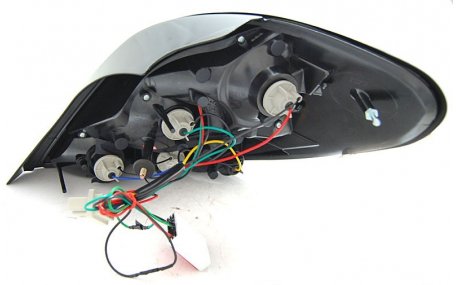 Фонари задние Peugeot 207