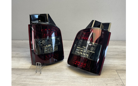 Фонари задние Volkswagen T5 (2 дв)