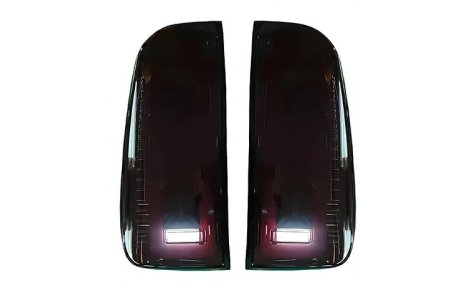 Фонари задние Toyota Hilux 2021-2023