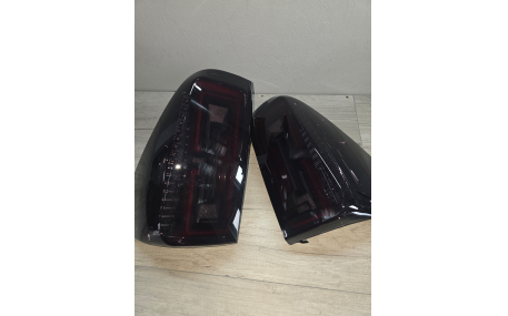 Фонари задние Toyota Hilux 2021-2023