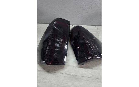 Фонари задние Toyota Hilux 2021-2023