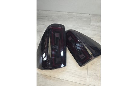 Фонари задние Toyota Hilux 2021-2023
