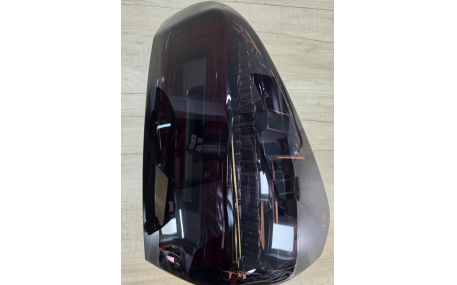 Фонари задние Toyota Hilux 2021-2023