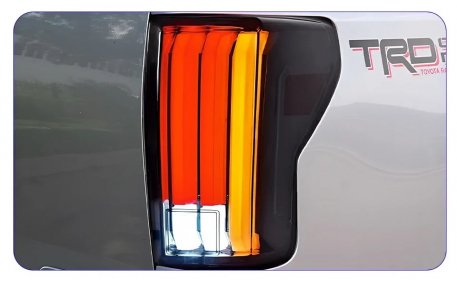 Фонари задние Toyota Tundra 2007-2013