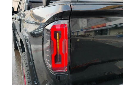 Фонари задние Toyota Tundra 2014-2021