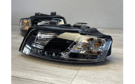 Фары передние AUDI A4 B6