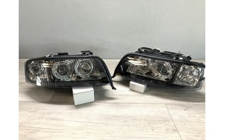 Фары передние AUDI A6 C5 2001-2004