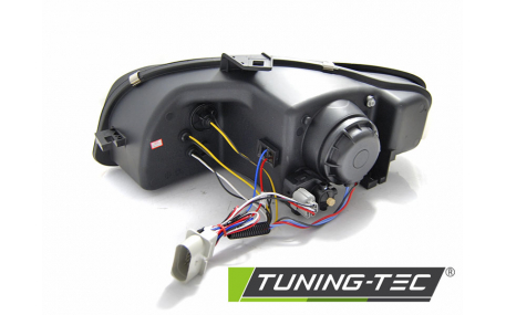 Фары передние AUDI A4 B7