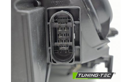 Фары передние AUDI A4 B7