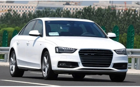 Фары передние AUDI A4 B8 2012-2015