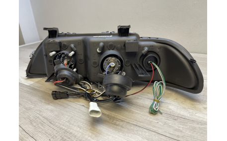 Фары передние BMW 5 E39