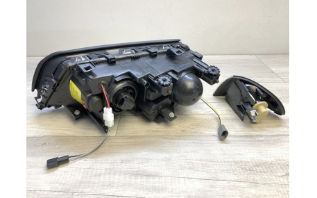 Фары передние BMW 3 E46 Sedan 1998-2001