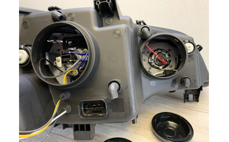 Фары передние BMW X5 E70