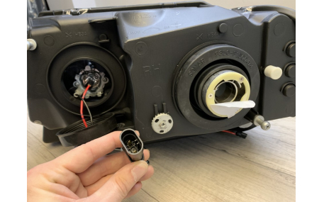 Фары передние JEEP Grand Cherokee