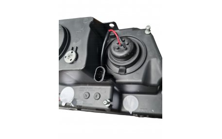 Фары передние JEEP Grand Cherokee