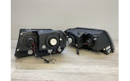 Фары передние JEEP Grand Cherokee