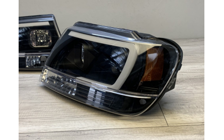 Фары передние JEEP Grand Cherokee