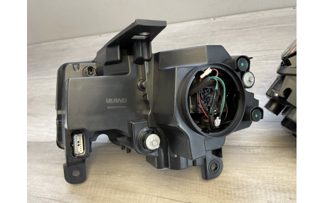 Фары передние JEEP Grand Cherokee 2016-2021