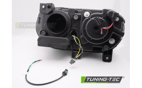 Фары передние Dodge Challenger