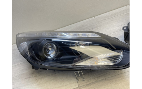 Фары передние Ford Focus MK3 2011-2014