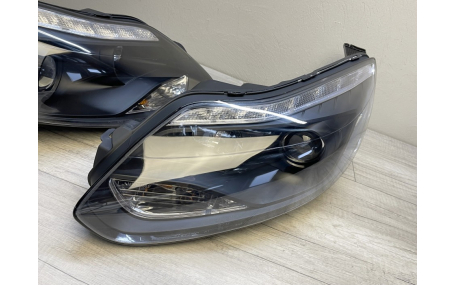 Фары передние Ford Focus MK3 2011-2014