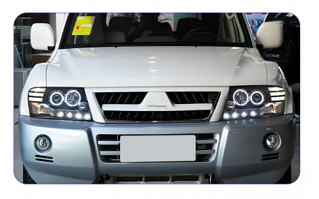 Фары передние Mitsubishi Pajero Wagon 3
