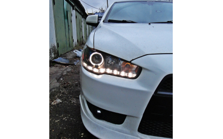 Фары передние Mitsubishi Lancer X