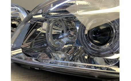 Фары передние Opel Vectra C 2002-2005