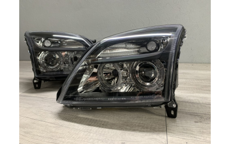 Фары передние Opel Vectra C 2002-2005