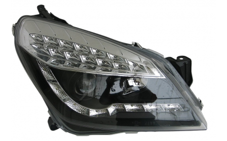 Фары передние Opel Astra H