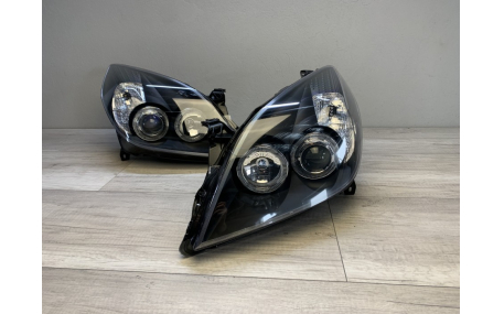 Фары передние Opel Vectra C 2005-2008