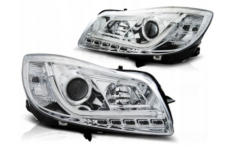 Фары передние Opel Insignia 2008-2012